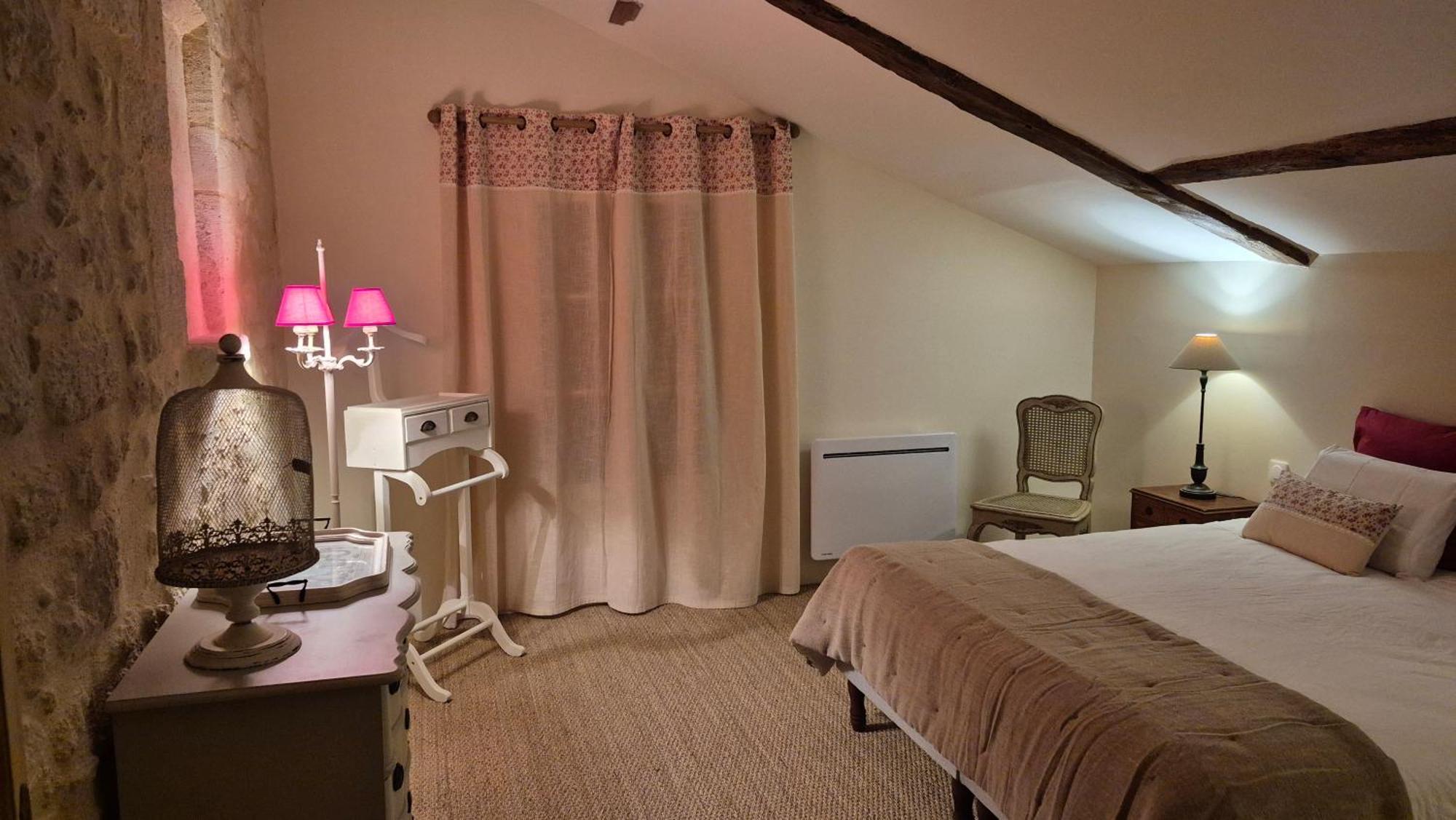 Chambre Saint Emilion - Le Clos D'Antan Les Artigues-de-Lussac Luaran gambar
